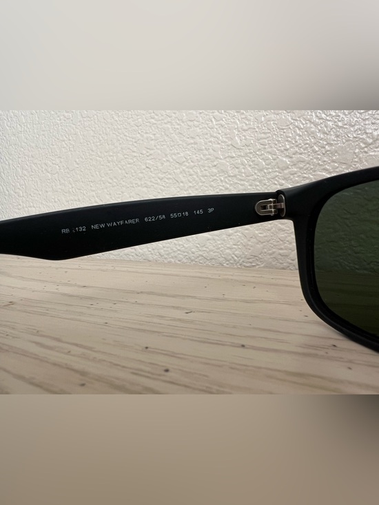 Ray-Ban New Wayfarer Classic Polarized Sunglasses main image 4